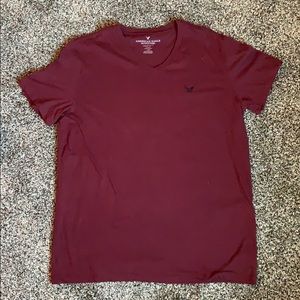 American eagle v neck